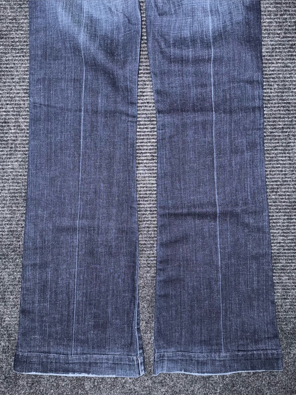 7 For All Mankind Women's Flare Jeans in Dark Blue Denim - Picture 7 of 10